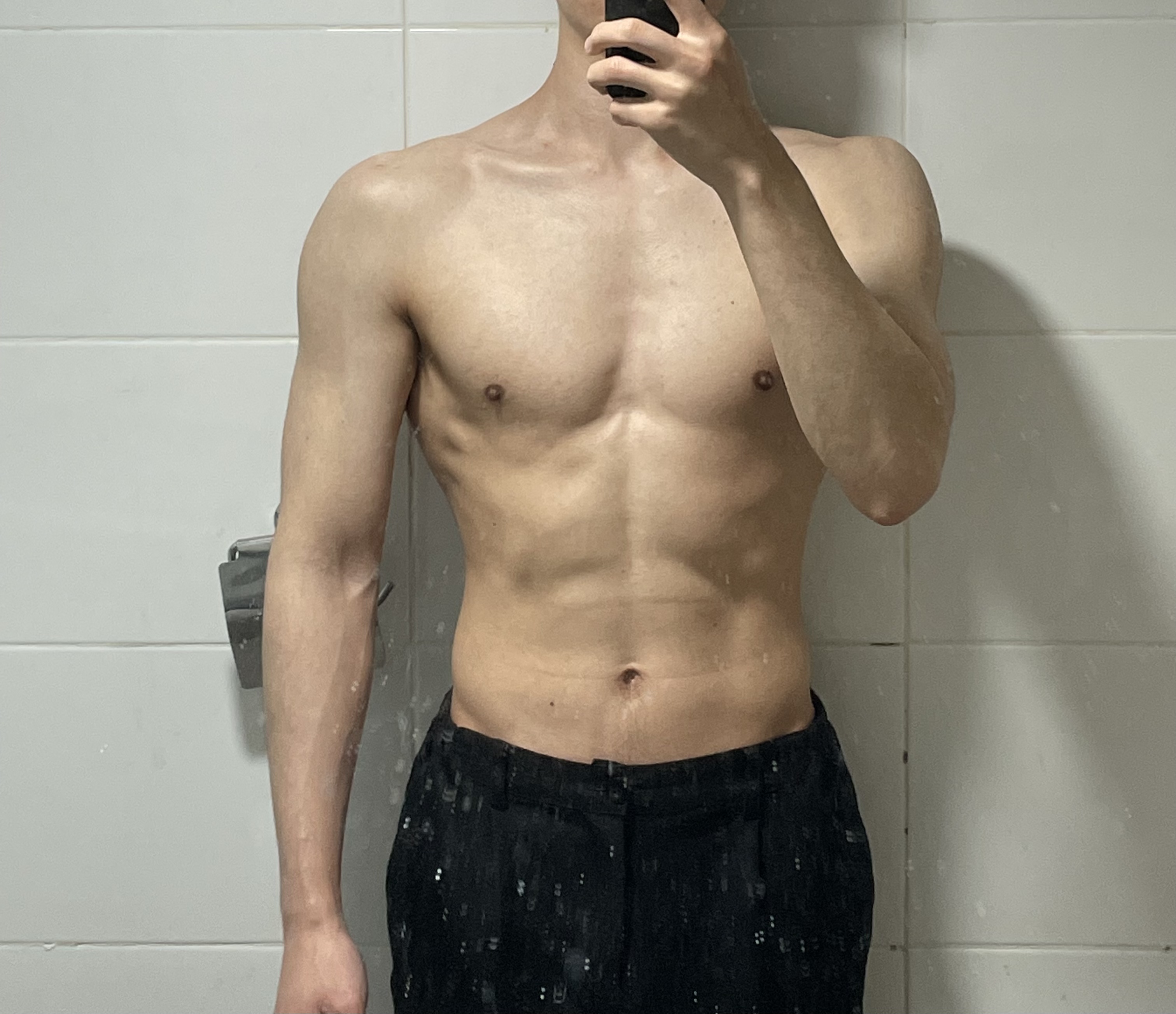 사진있음..! 처진 어깨 : 승모근, 회전근개, 광배근, 후면 삼각근 고수분들께 도움 요청드립니다 :: 몬스터짐 - page 2